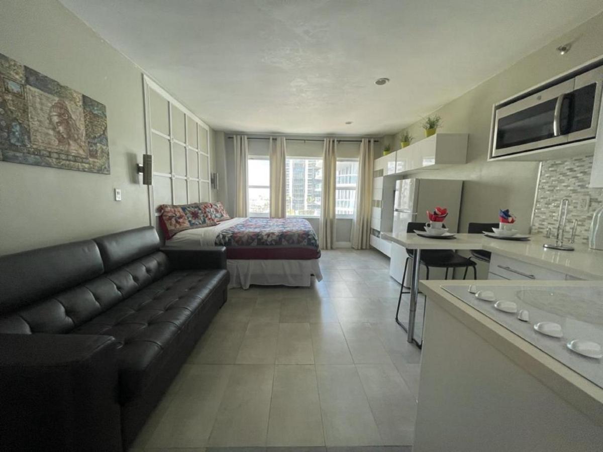 Beachfront Studios Casablanca Rentals Miami Beach Eksteriør billede